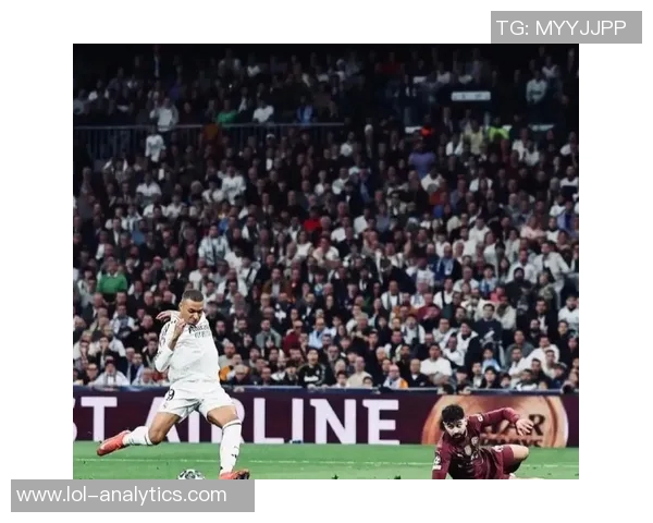 足总杯精彩对决皇马与多特蒙德1比1平局帽子戏法引发全场热潮